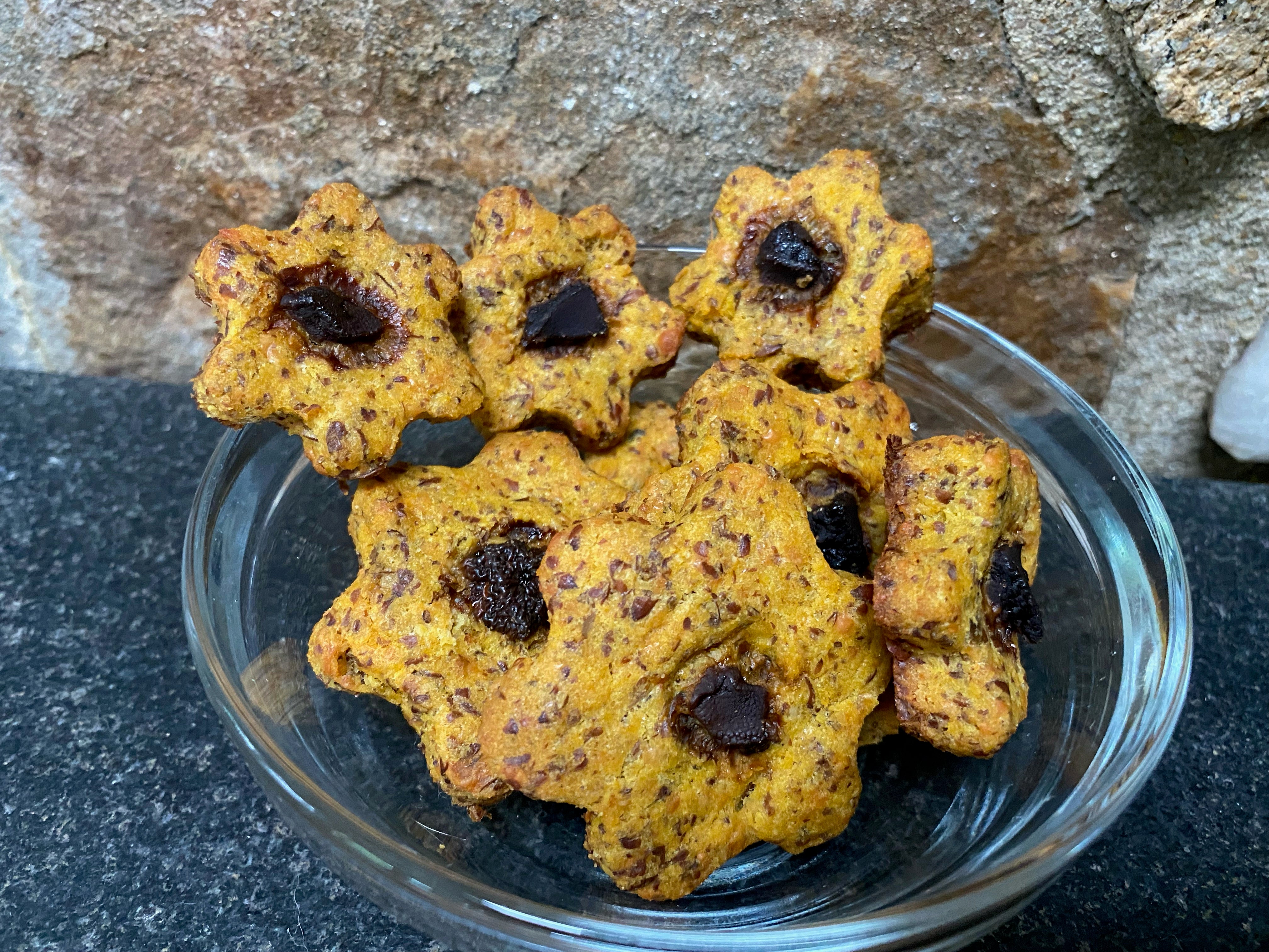 Snarky Bark Chicken Cookie Treats
